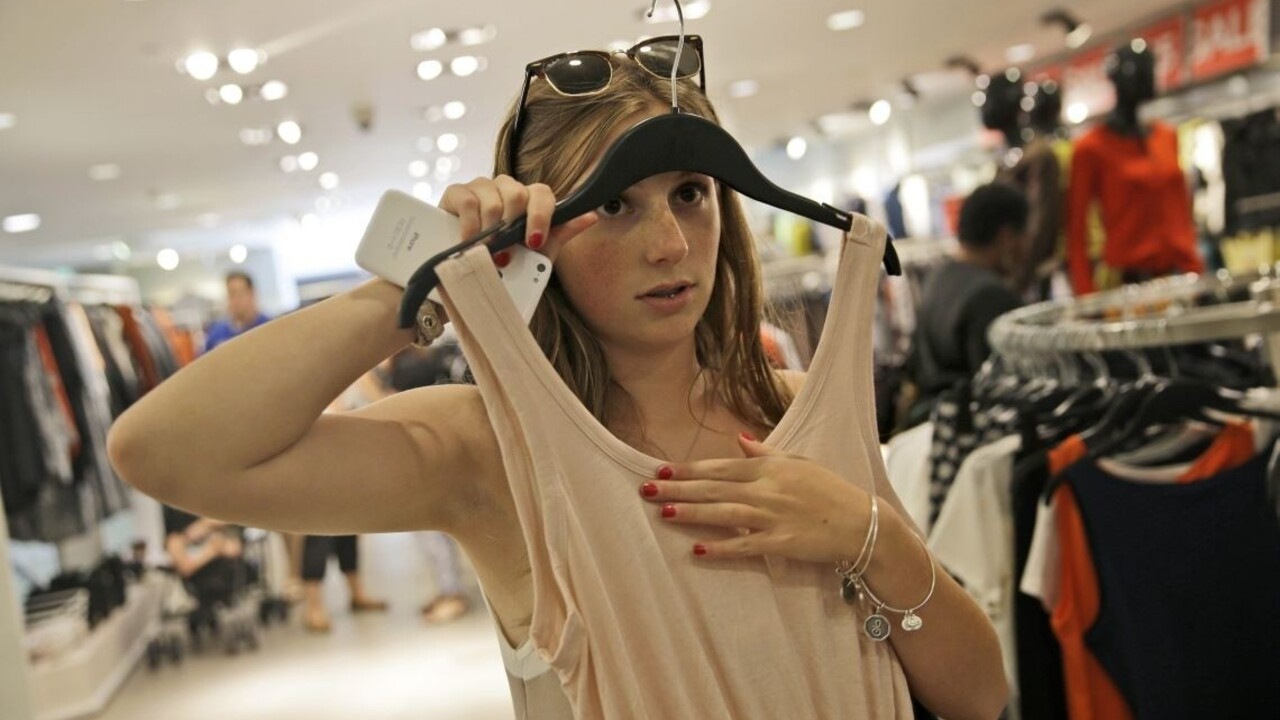 Obchod oblečenie textil móda 1140px ilu (SITA/AP)